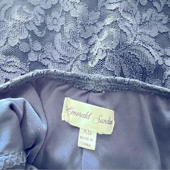 EMERALD SUNDAE Glitter Lace Bodycon Mini Dress Size XS - Picture 7 of 7